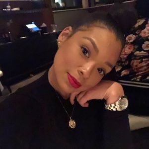 Meet your Posher, Chasity